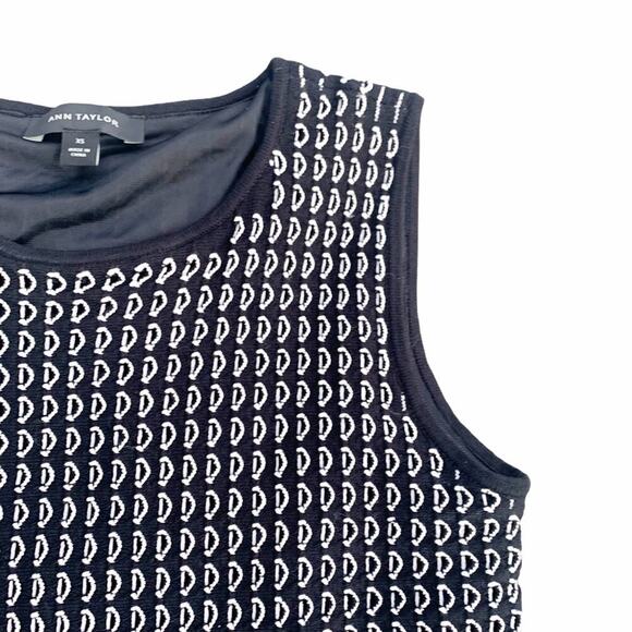 Ann Taylor Embroidered Peplum Knit Sleeveless Sweater Tank Top Black White XS - Picture 7 of 16